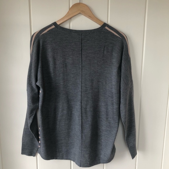 Hp🎉 French Connection Striped Gray & Pale Pink Sweater - Picture 3 of 7